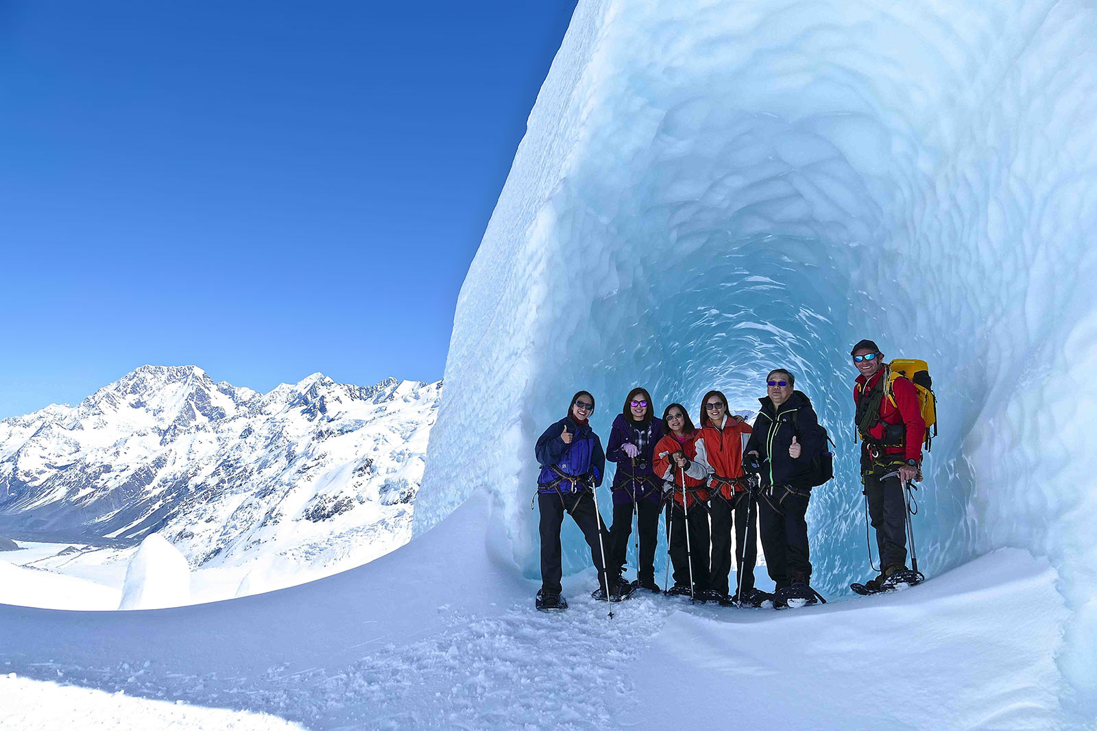 Glacier heli outlet